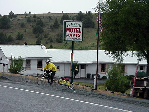 Sag's Motel